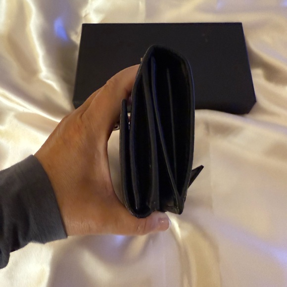 Bvlgari Leather Logo Clip Double Hook Wallet Black authentic preloved. - Picture 12 of 13